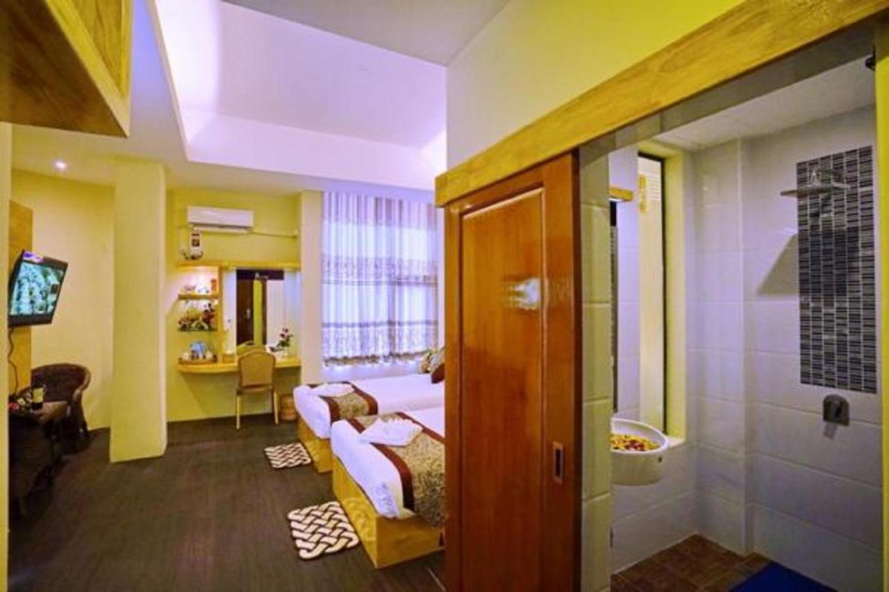 Relax Mandalay Hotel 外观 照片
