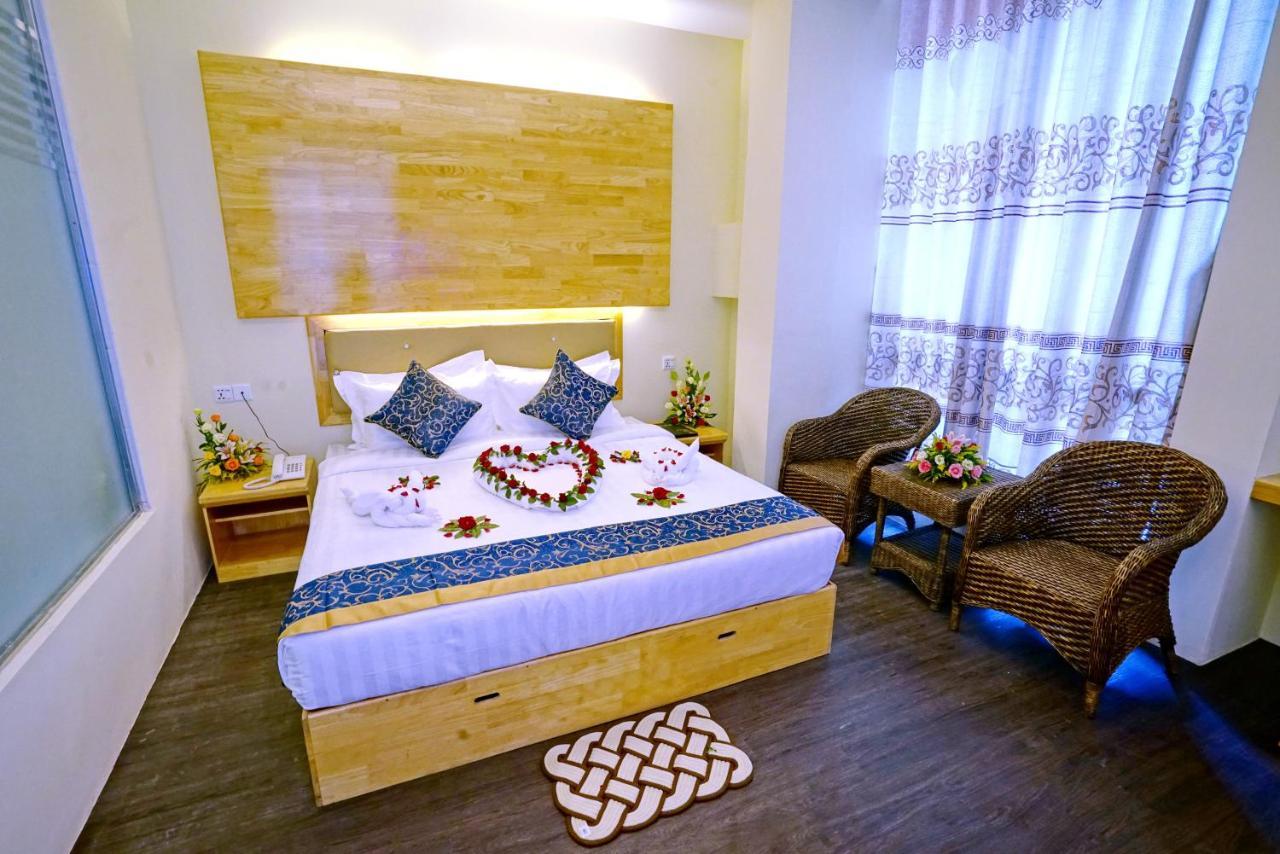 Relax Mandalay Hotel 外观 照片