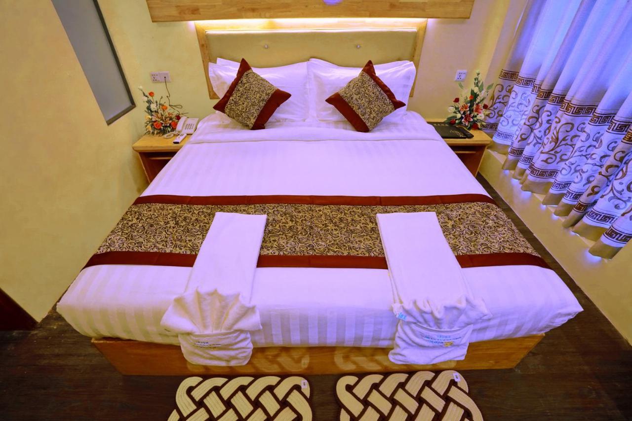 Relax Mandalay Hotel 外观 照片