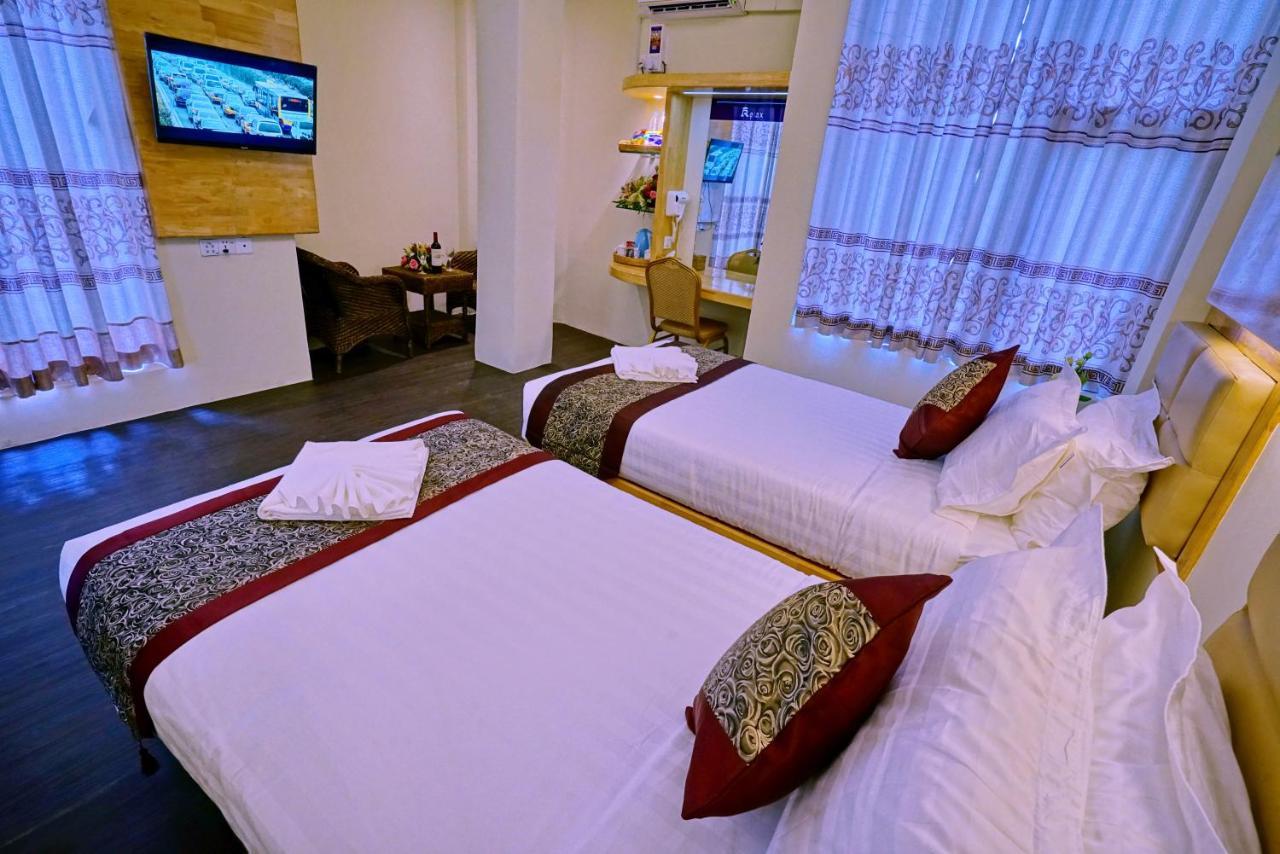 Relax Mandalay Hotel 外观 照片
